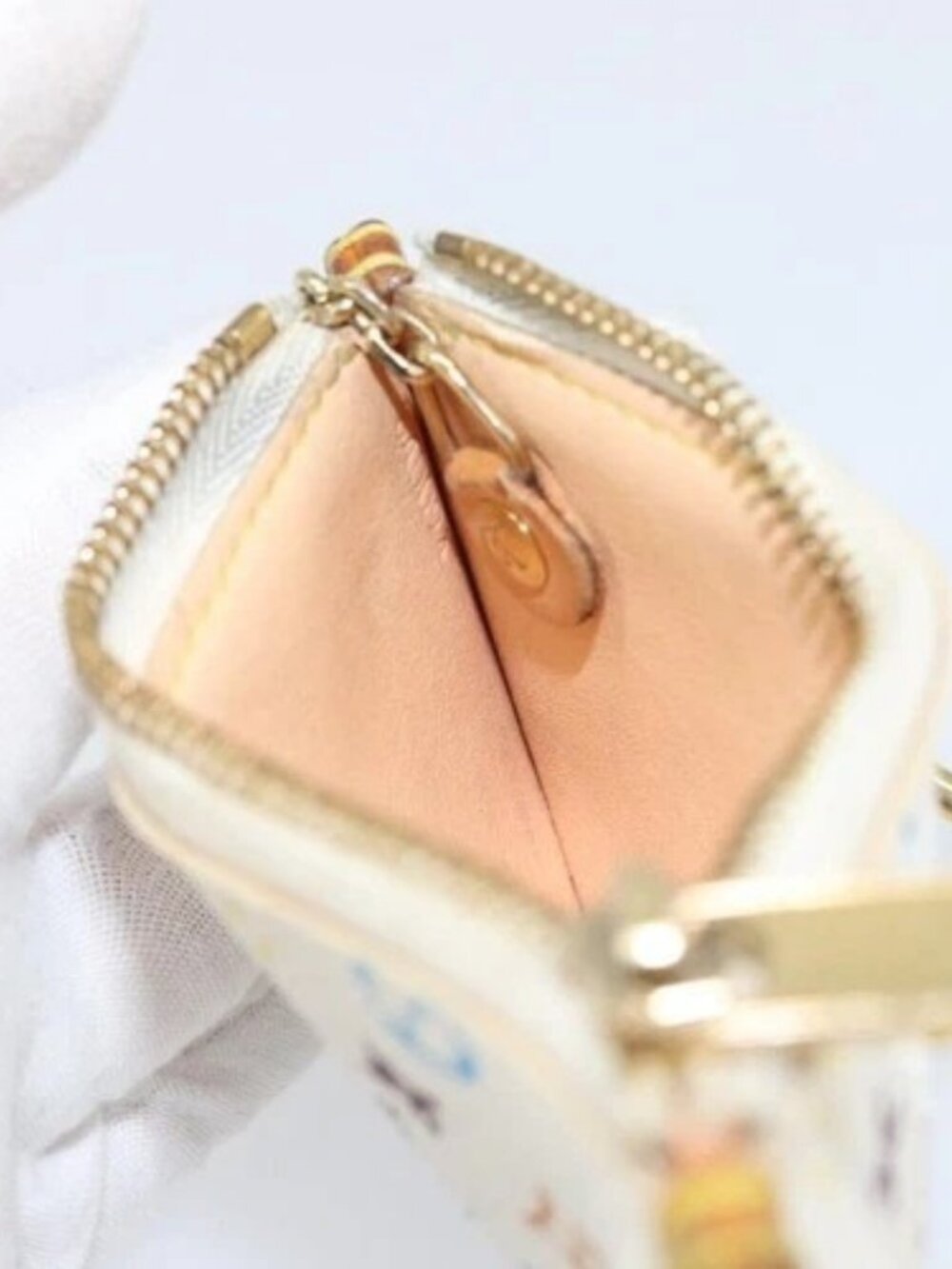 LOUIS VUITTON Monogram Multicolor Pochette Cles Purse White M92655 Auth 172025 - Picture 11 of 16